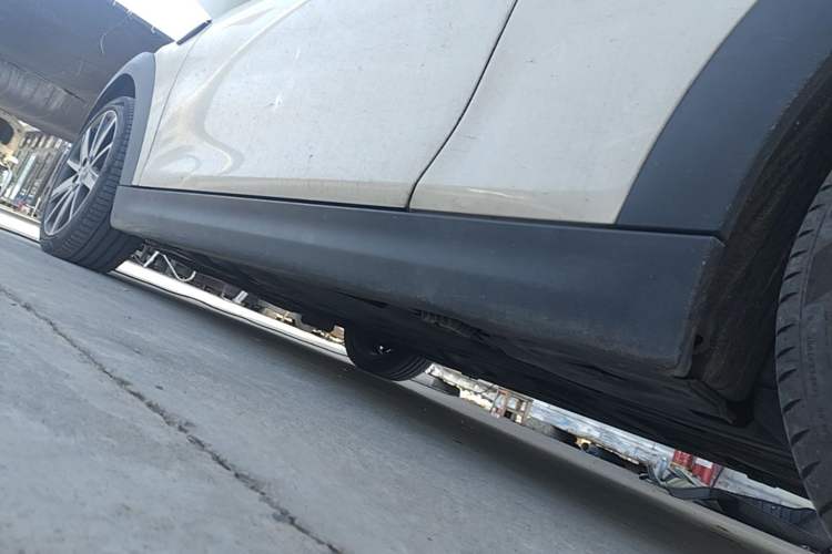 Used MINI 2022 Updated 1.5T COOPER Artist Left Side Sill