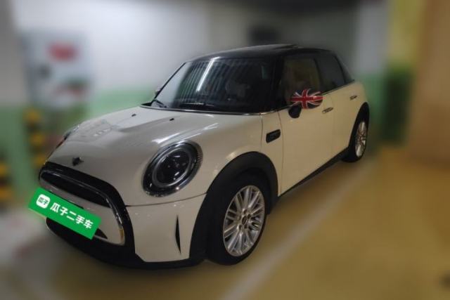 Used MINI 2022 Updated 1.5T COOPER Artist Five-Door Edition