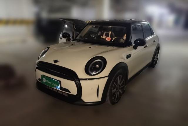 Used MINI 2022 Updated 1.5T COOPER Artist Five-Door Edition