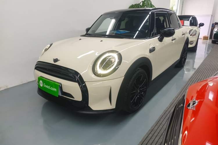 MINI 2022 Updated 1.5T COOPER Classic Edition Five-Door Version usata Guazi used car, China used car export, Used car for sale, Used cars, Cheapest cars for sale