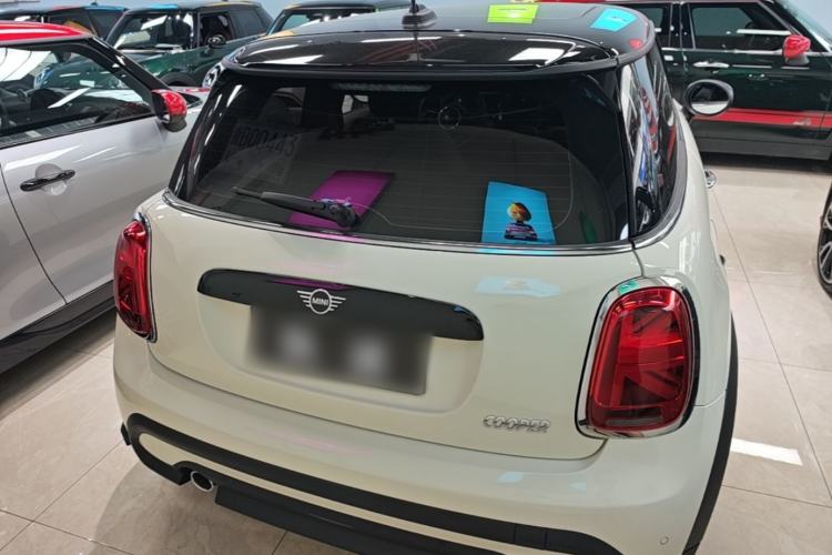 Used MINI 2022 1.5T COOPER Classic Edition Rear