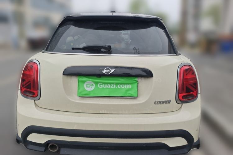 Used MINI 2022 Updated 1.5T COOPER Classic Edition Five-Door Version Rear