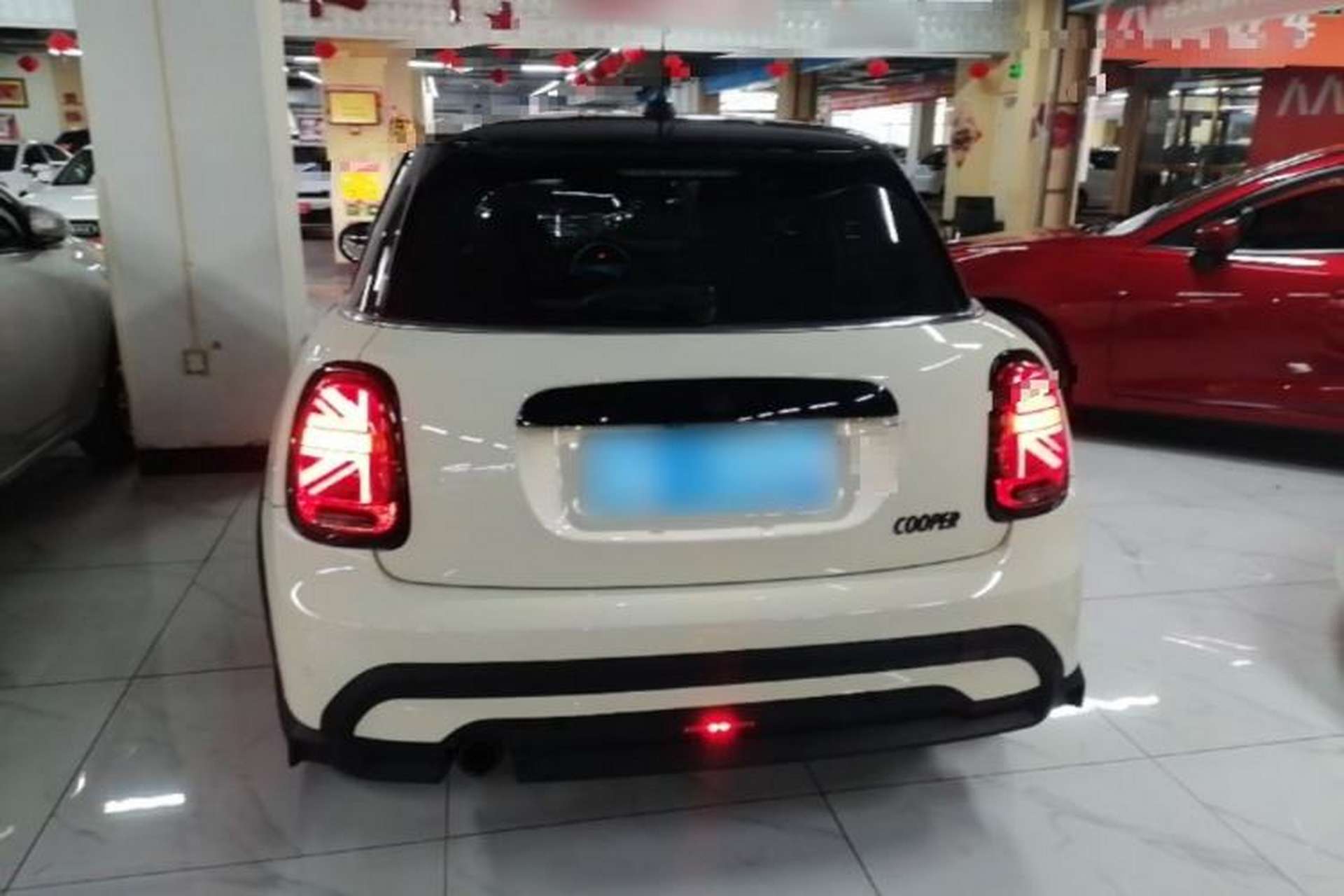 Used MINI 2022 1.5T COOPER Artist Five-Door Edition Rear