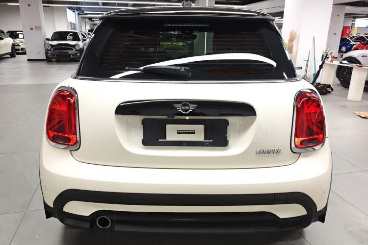 Used MINI 2022 Updated 1.5T COOPER Classic Edition Rear