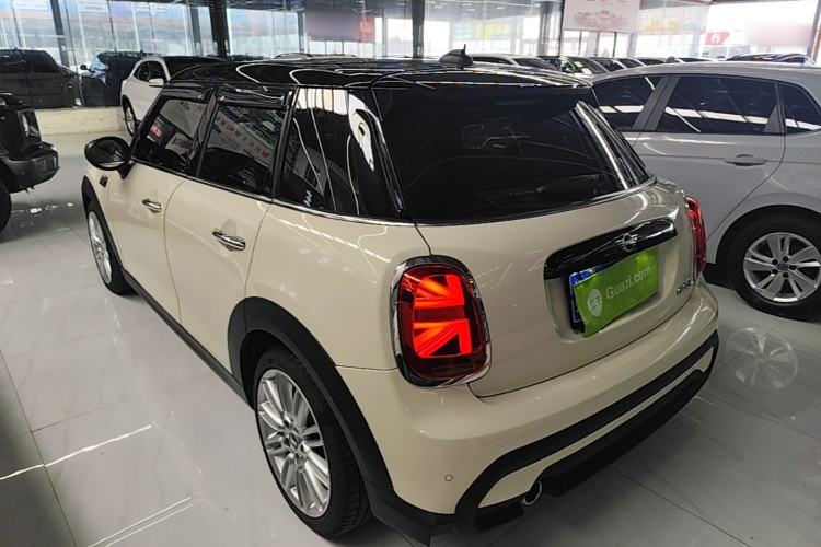 Used MINI 2022 Updated 1.5T COOPER Classic Edition Five-Door Version Rear Left 45 Deg