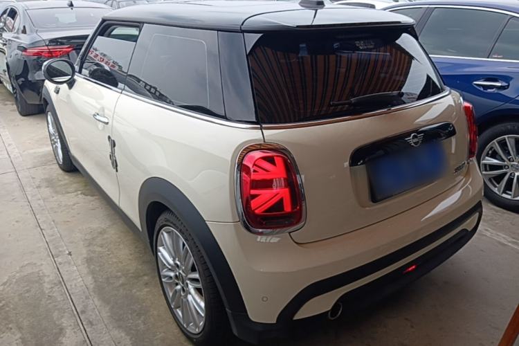 Used MINI 2022 1.5T COOPER Classic Edition Rear Left 45 Deg