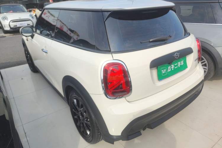 Used MINI 2022 Updated 1.5T ONE Rear Left 45 Deg