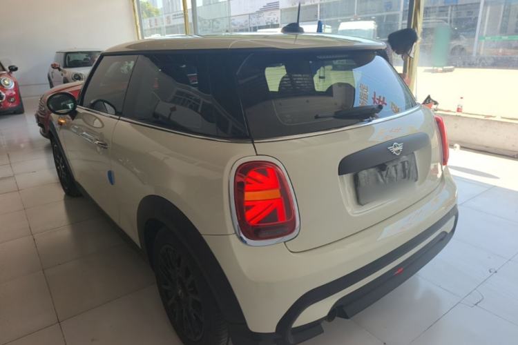 Used MINI 2022 Updated 1.5T ONE Rear Left 45 Deg