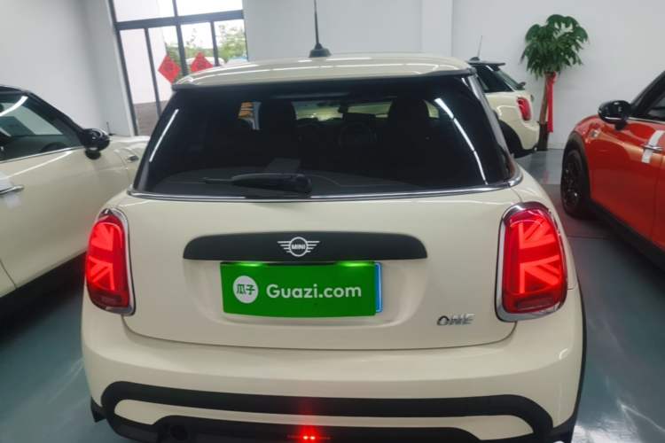 Used MINI 2022 1.5T ONE Rear