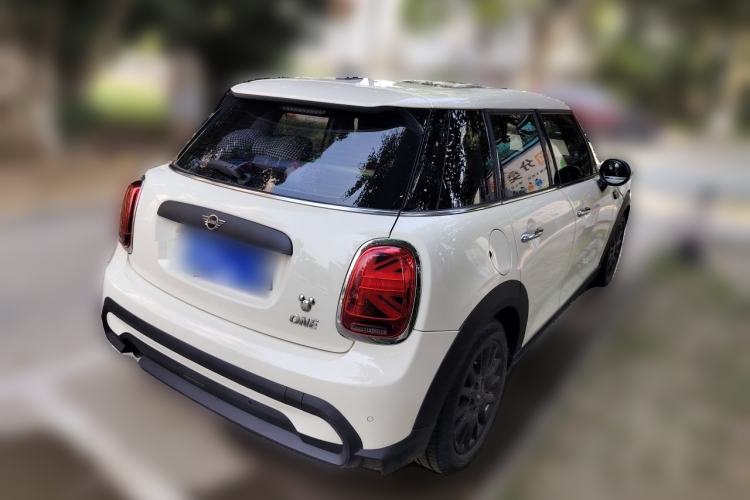 Used MINI 2022 Updated 1.5T ONE Five-Door PLUS Edition Rear Right 45 Deg