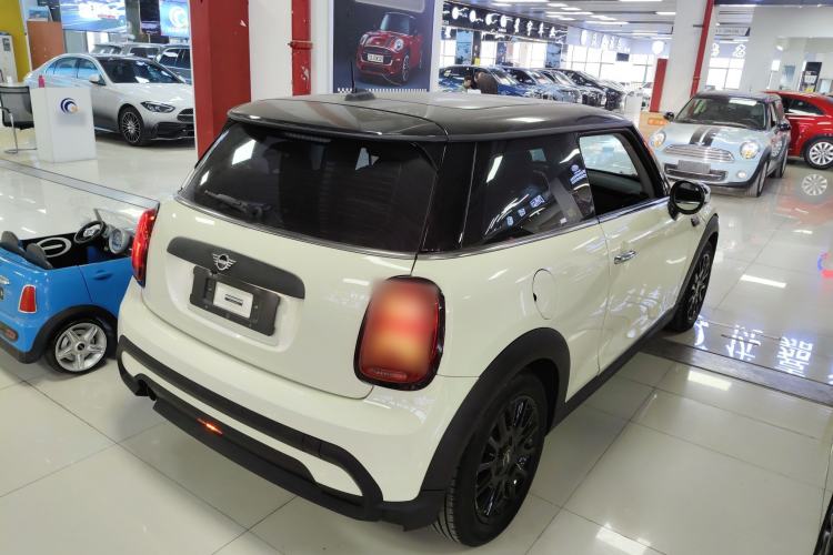 Used MINI 2022 Updated 1.5T ONE Rear Right 45 Deg