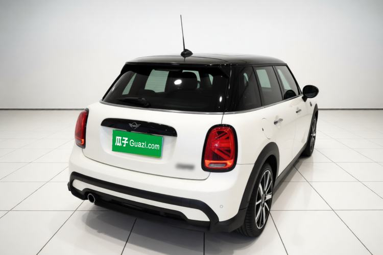 Used MINI 2022 Updated 1.5T COOPER Artist Five-Door Edition Rear Right 45 Deg