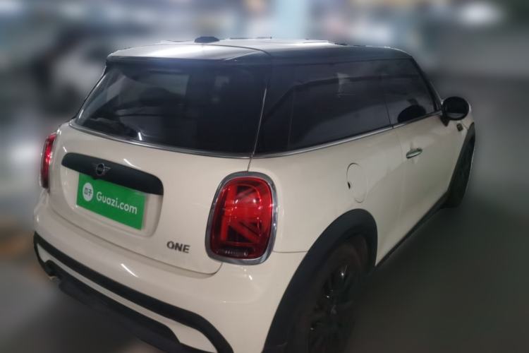Used MINI 2022 1.5T ONE Rear Right 45 Deg