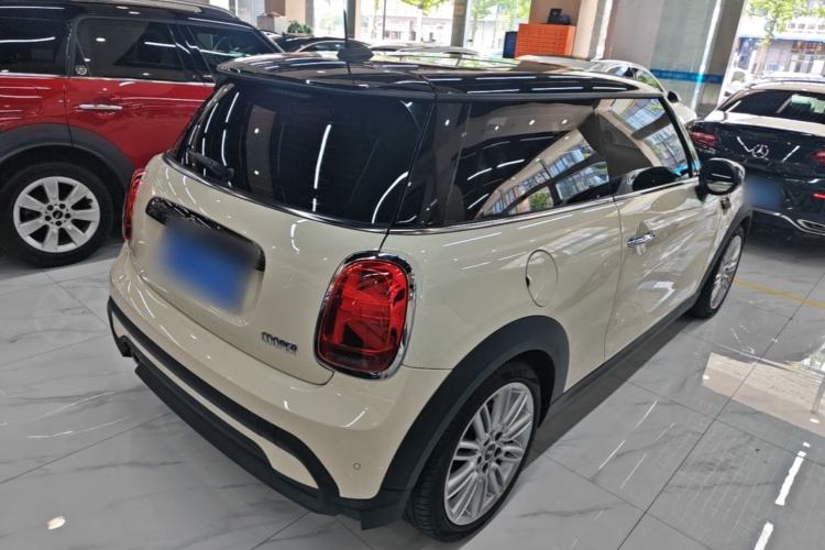 Used MINI 2022 1.5T COOPER Classic Edition Rear Right 45 Deg