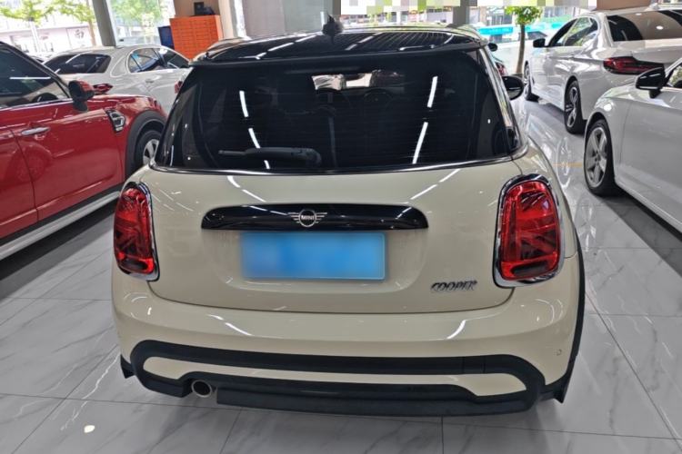 Used MINI 2022 1.5T COOPER Classic Edition Rear
