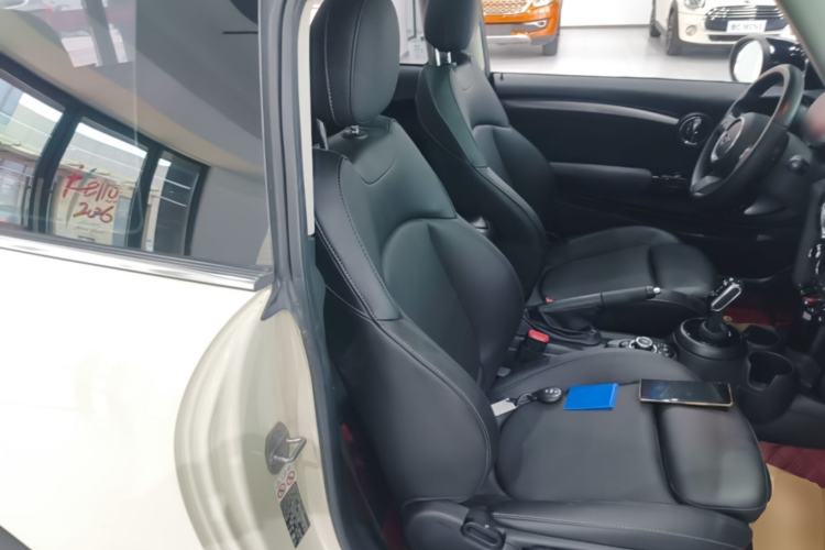 Used MINI 2022 1.5T COOPER Classic Edition Right Front Seat