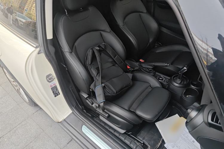 Used MINI 2022 1.5T COOPER Classic Edition Right Front Seat