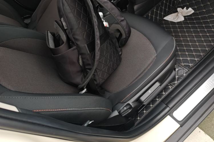 Used MINI 2022 Updated 1.5T ONE Five-Door PLUS Edition Right Front Seat