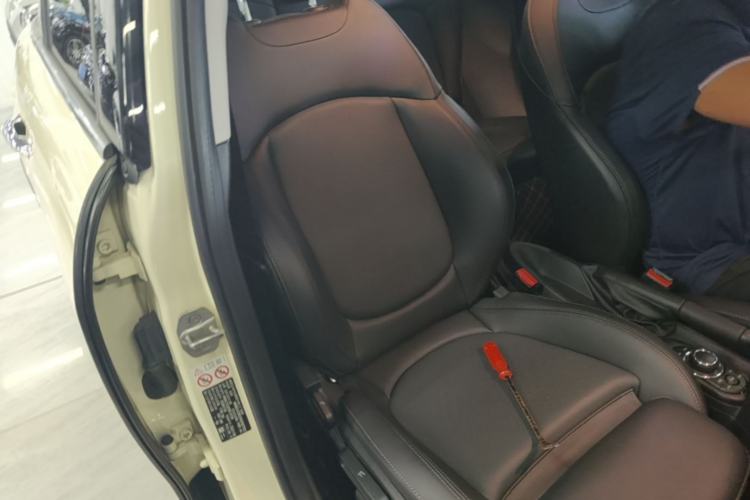 Used MINI 2022 1.5T COOPER Classic Edition Five-Door Version Right Front Seat