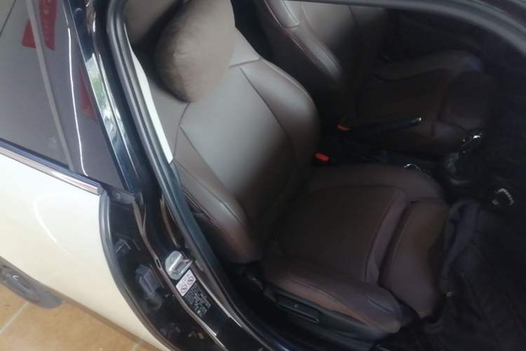 Used MINI 2022 1.5T COOPER Classic Edition Five-Door Version Right Front Seat