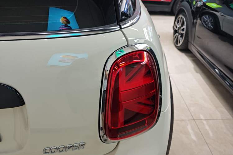 Used MINI 2022 1.5T COOPER Classic Edition Right Rear Taillight