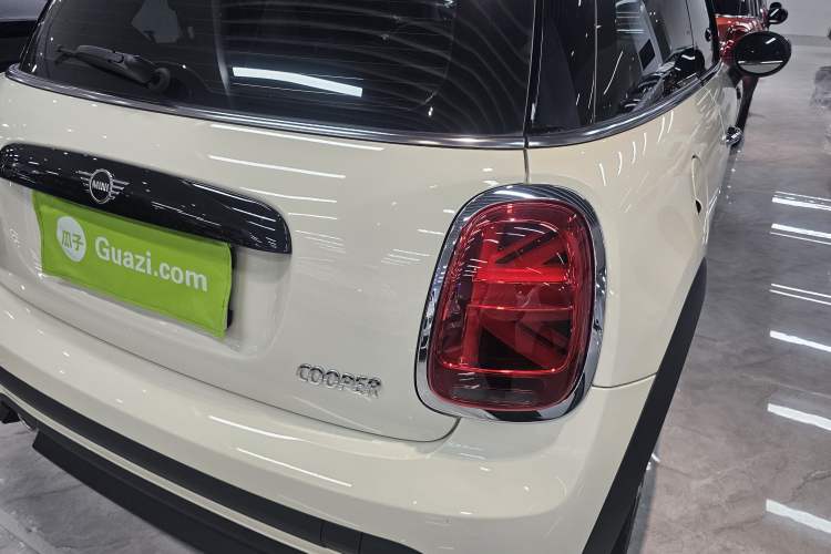 Used MINI 2022 Updated 1.5T COOPER Artist Right Rear Taillight