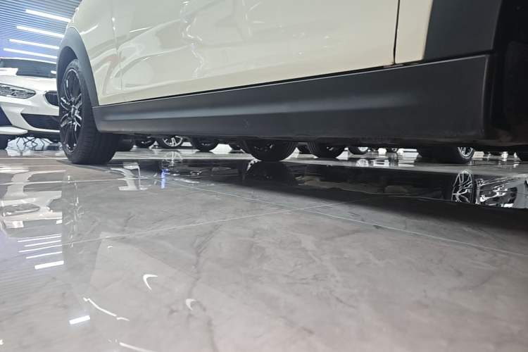 Used MINI 2022 Updated 1.5T COOPER Artist Right Side Sill