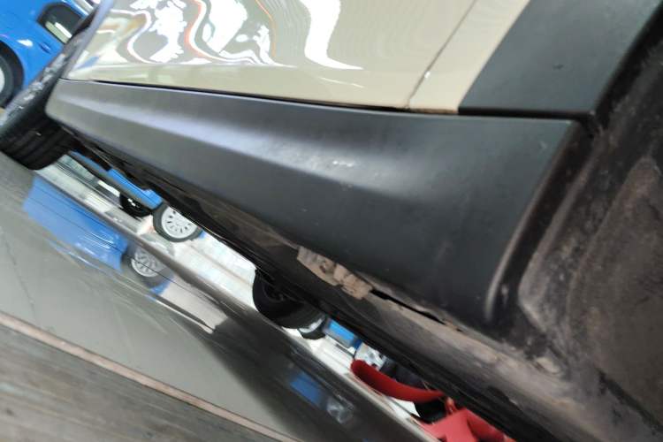 Used MINI 2022 Updated 1.5T ONE Right Side Sill