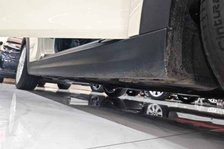 Used MINI 2022 1.5T COOPER Classic Edition Right Side Sill