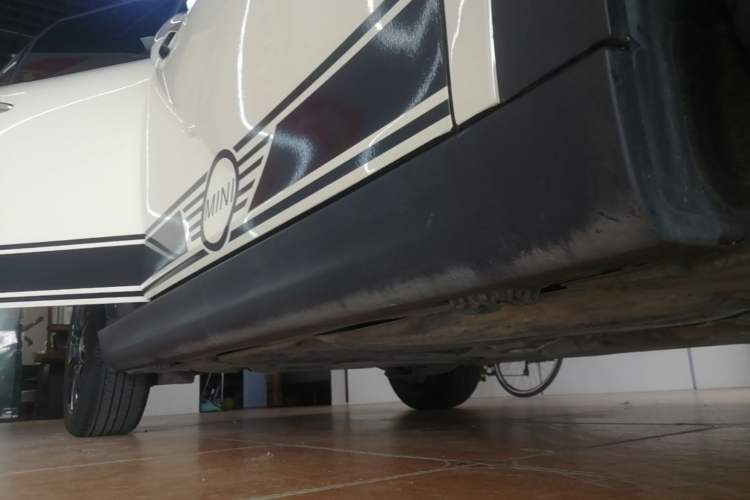 Used MINI 2022 1.5T COOPER Classic Edition Five-Door Version Right Side Sill