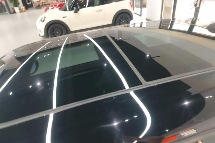 Used MINI 2022 1.5T COOPER Classic Edition Roof
