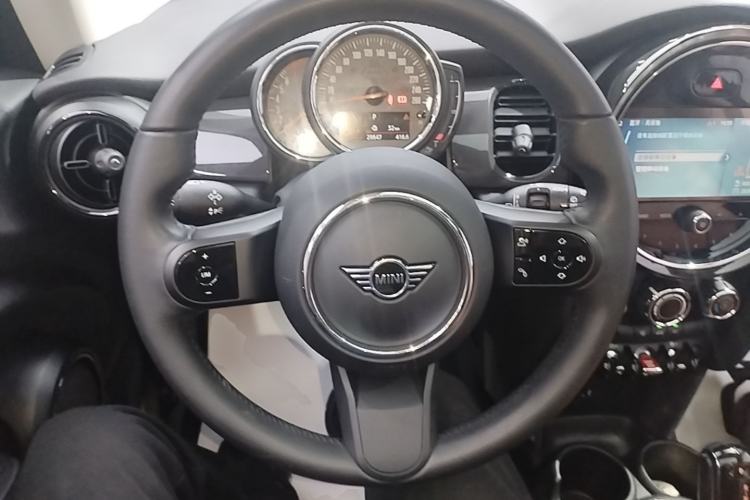 Used MINI 2022 1.5T ONE Steering Wheel