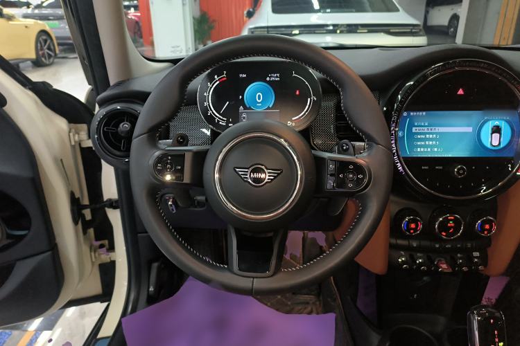 Used MINI 2022 Revised 2.0T COOPER S Artist Five-Door Edition Steering Wheel