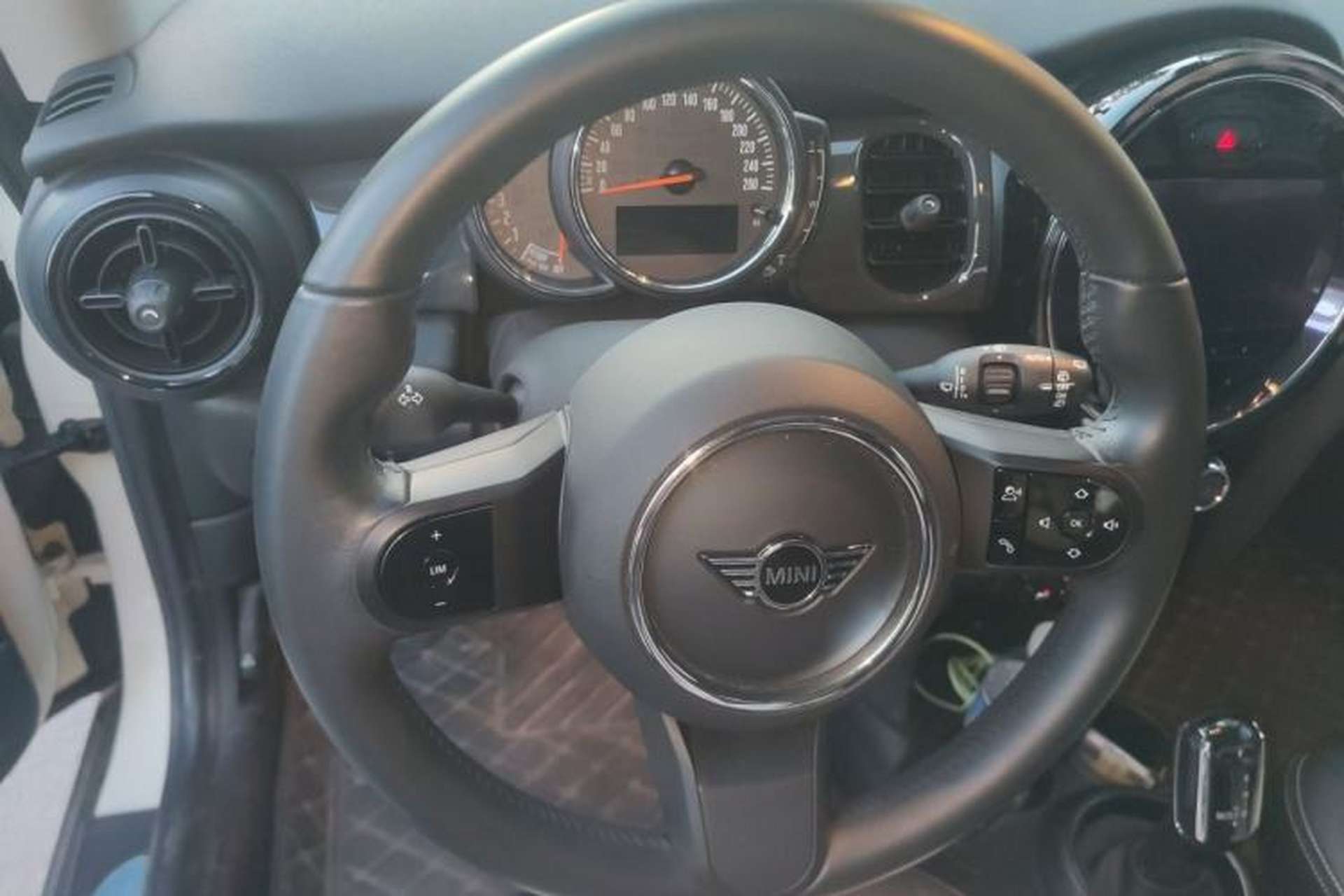 Used MINI 2022 1.5T ONE Steering Wheel