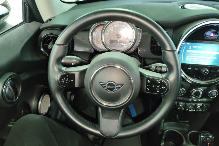 Used MINI 2022 Updated 1.5T ONE Steering Wheel