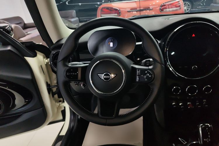 Used MINI 2022 1.5T COOPER Artist Steering Wheel