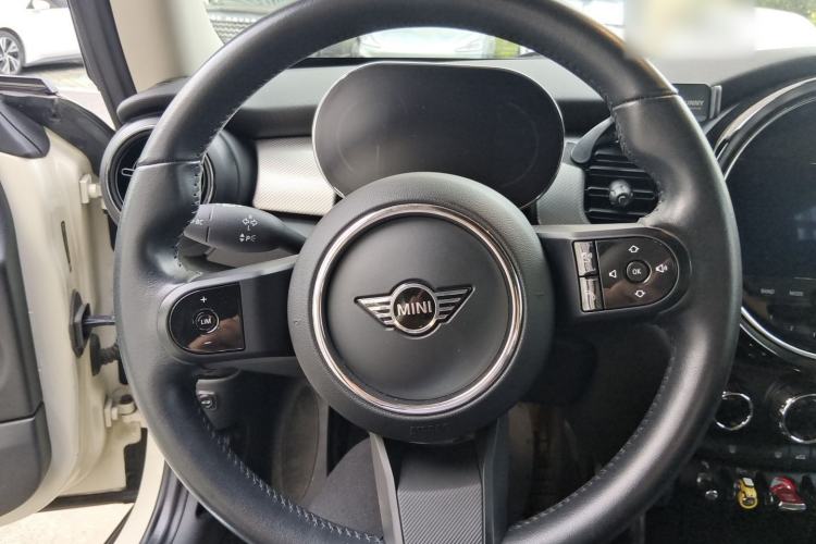 Used MINI 2022 1.5T COOPER Classic Edition Steering Wheel
