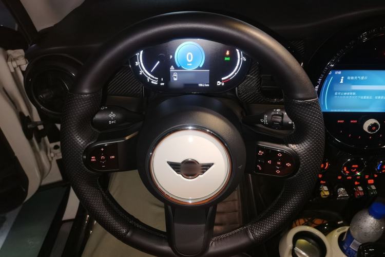 Used MINI 2022 Updated 1.5T COOPER Classic Edition Five-Door Version Steering Wheel