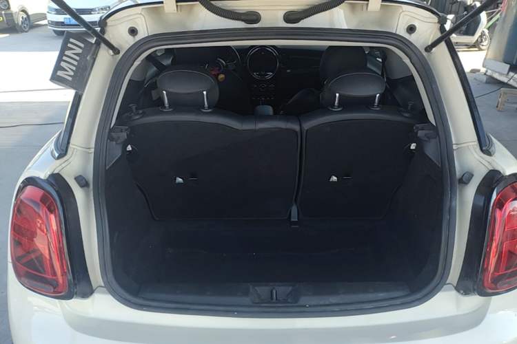 Used MINI 2022 Updated 1.5T COOPER Artist Trunk