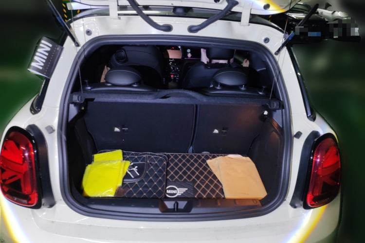 Used MINI 2022 Updated 2.0T COOPER S Racing Driver Trunk