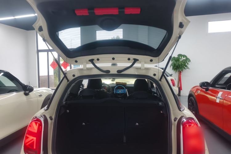 Used MINI 2022 1.5T ONE Trunk