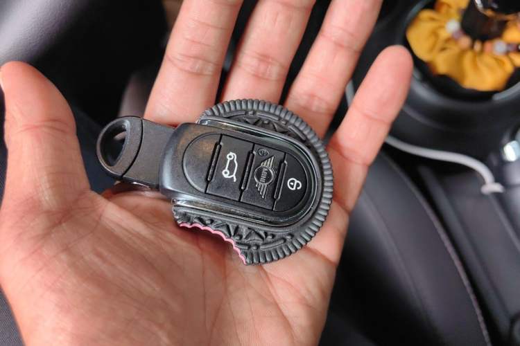 Used MINI 2022 Updated 1.5T COOPER Artist Vehicle Key
