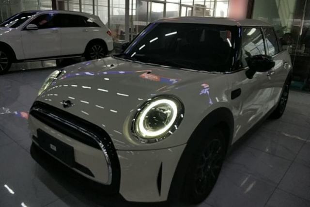 MINI 2022 1.5T ONE Five-Door PLUS с пробегом