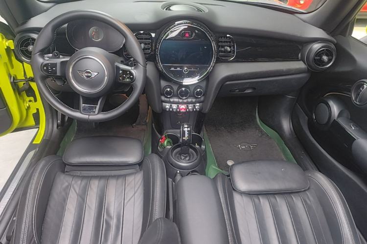Used MINI 2022 Revised 2.0T COOPER S CABRIO Artist Center Console