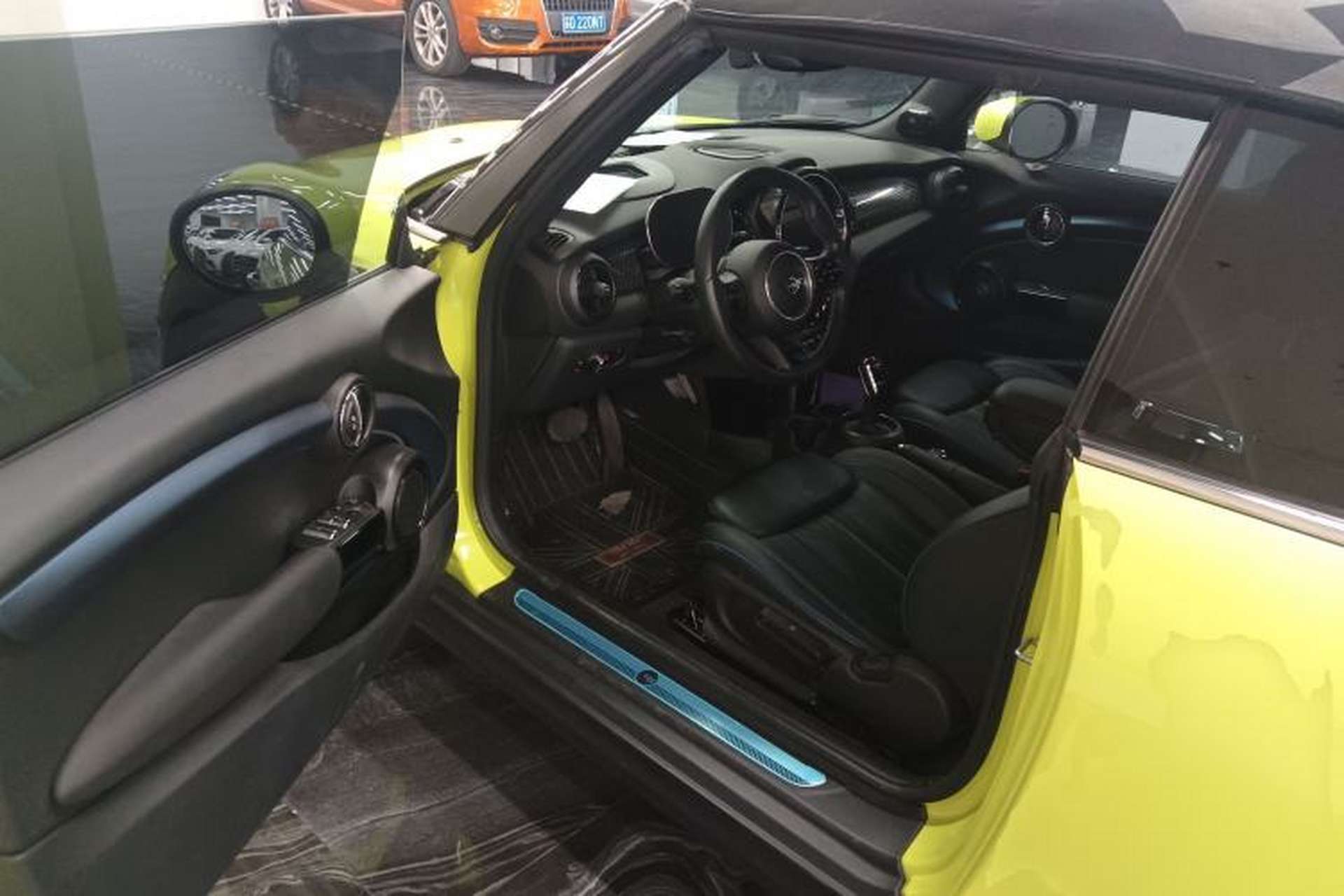 Used MINI 2022 1.5T COOPER CABRIO Sidewalk Driver Seat
