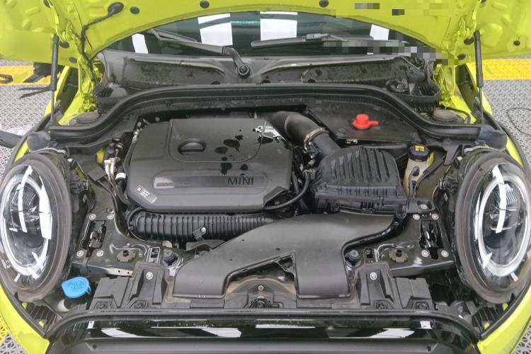 Used MINI  Engine Bay