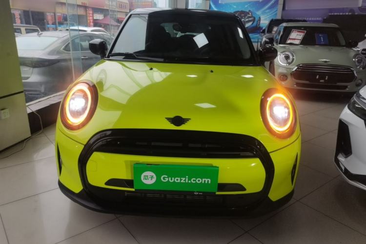 Used MINI 2022 1.5T ONE Five-Door PLUS Front