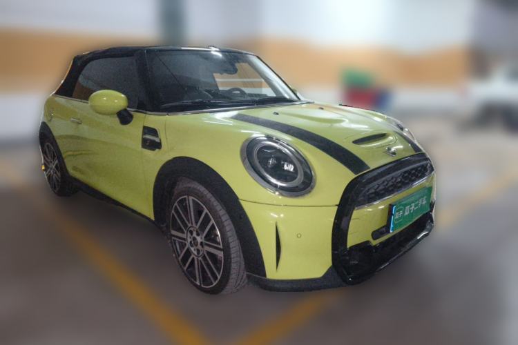 Used MINI 2022 Revised 2.0T COOPER S CABRIO Sidewalk Front Right 45 Deg