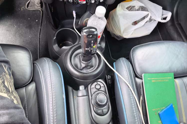 Used MINI 2022 Revised 2.0T COOPER S CABRIO Artist Gear Lever