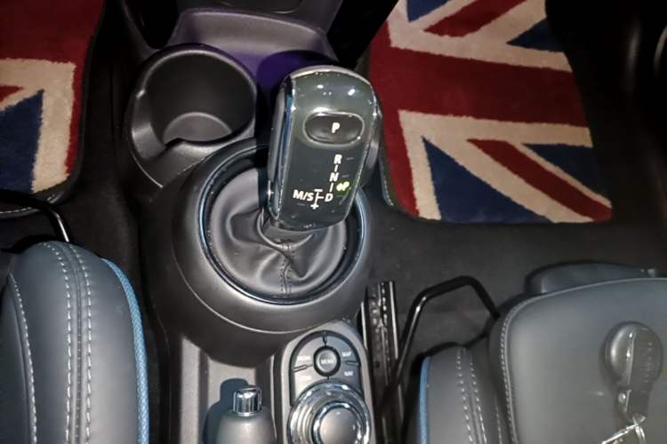 Used MINI 2022 1.5T COOPER CABRIO Sidewalk Gear Lever